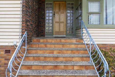 Photo of property in 71 Jaemont Avenue, Te Atatu South, Auckland, 0610