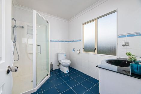 Photo of property in 23 Virginia Street, Henderson, Auckland, 0612
