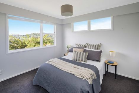 Photo of property in 18 Fairburn Grove, Johnsonville, Wellington, 6037