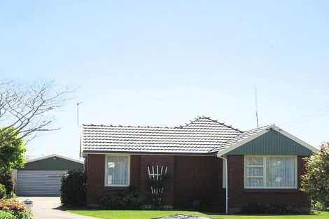 Photo of property in 63 Farquhars Road, Redwood, Christchurch, 8051