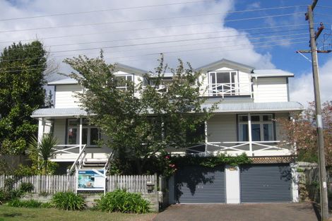 Photo of property in 15 Arrowsmith Avenue, Waipahihi, Taupo, 3330