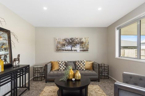 Photo of property in 58 Penetaka Heights, Pyes Pa, Tauranga, 3112