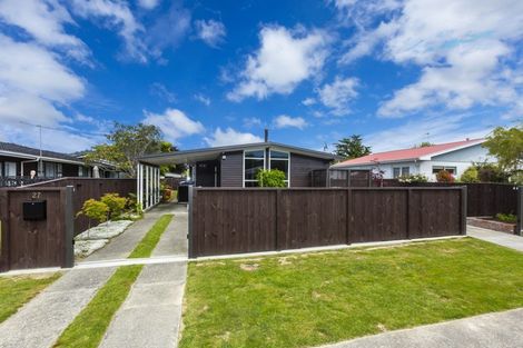 Photo of property in 27 Kiwi Street, Heretaunga, Upper Hutt, 5018