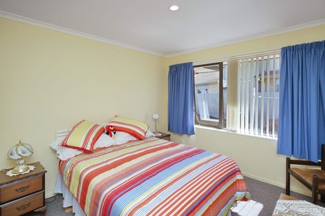 Photo of property in 20 School Road, Woodend, 7610