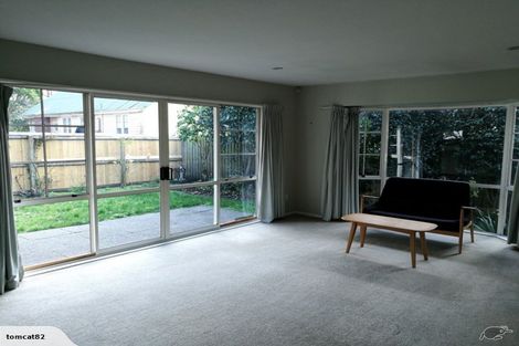 Photo of property in 70a Straven Road, Fendalton, Christchurch, 8014