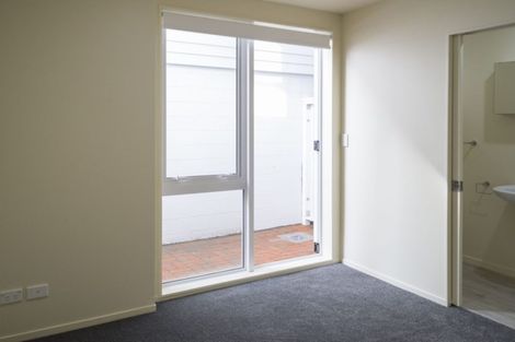 Photo of property in Pirie Street Townhouses, 18/35 Pirie Street, Mount Victoria, Wellington, 6011