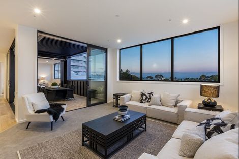 Photo of property in 6/14 Tamariki Avenue, Orewa, 0931