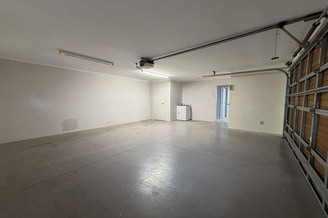 Photo of property in 119 Redoubt Road, Goodwood Heights, Auckland, 2105