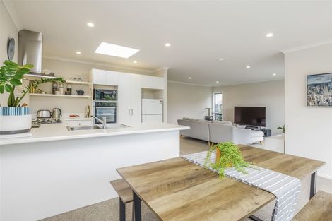 Photo of property in 125 Battalion Drive, Papakura, 2110