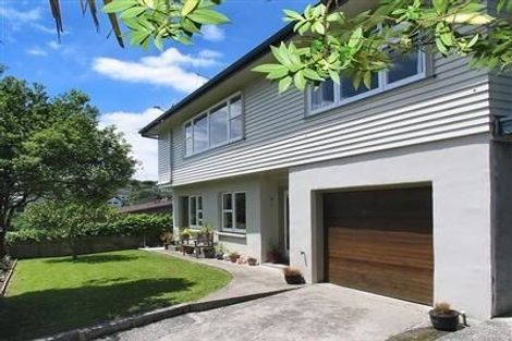Photo of property in 122 Redwood Avenue, Tawa, Wellington, 5028