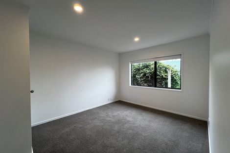 Photo of property in 5 Goldfinch Rise, Unsworth Heights, Auckland, 0632