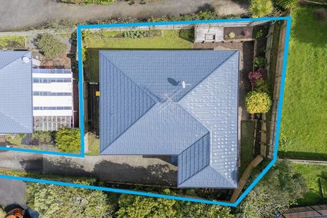 Photo of property in 2/9 Mossop Rise, Glenfield, Auckland, 0629