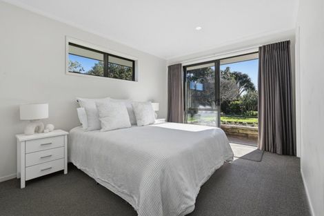 Photo of property in 12 Contour Avenue, Pyes Pa, Tauranga, 3112