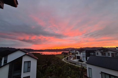 Photo of property in 42 Tai Crescent, Hobsonville, Auckland, 0616