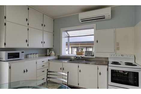 Photo of property in 12 Hertford Street, Kensington, Timaru, 7910