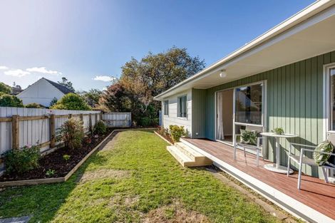 Photo of property in 8a Rawhiti Street, Stokes Valley, Lower Hutt, 5019