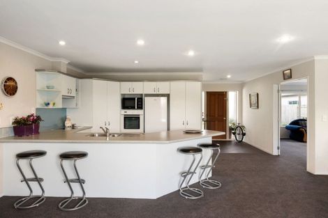 Photo of property in 13 Rosewood Court, Huntington, Hamilton, 3210