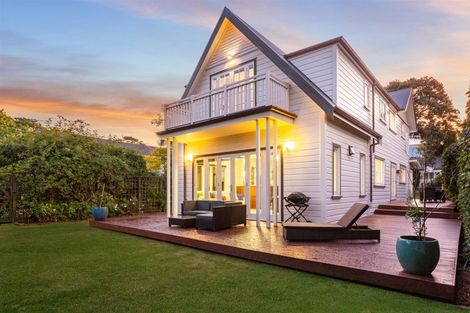 Photo of property in 60a Hobson Street, Thorndon, Wellington, 6011