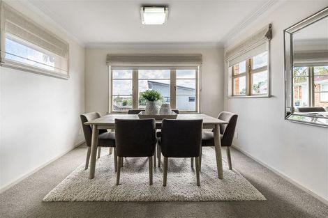 Photo of property in 10 Aramoana Avenue, Devonport, Auckland, 0624