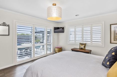 Photo of property in 21 Jade Lane, Paraparaumu, 5032