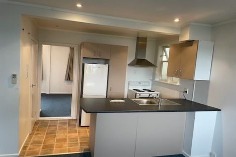 Photo of property in 5/60 Fairlie Terrace, Kelburn, Wellington, 6021