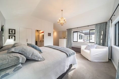 Photo of property in 66 Barton Road, Heretaunga, Upper Hutt, 5018