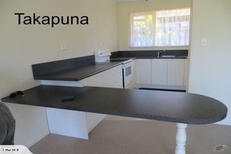 Photo of property in 3/240 Hurstmere Road, Takapuna, Auckland, 0622