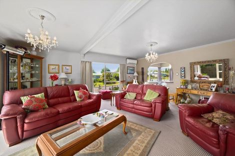 Photo of property in 6 Campbell Place, Pukehangi, Rotorua, 3015