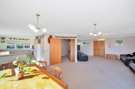 Photo of property in 7 Ngakoti Street, Urenui, 4375