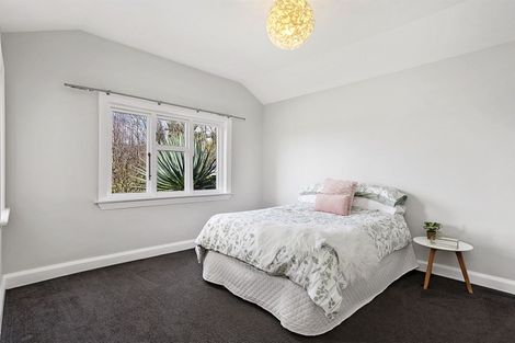 Photo of property in 2a Merlewood Avenue, Cashmere, Christchurch, 8022