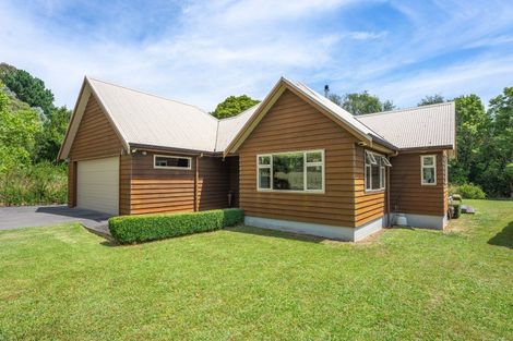 Photo of property in 24 Settlement Road, Te Horo, Otaki, 5582