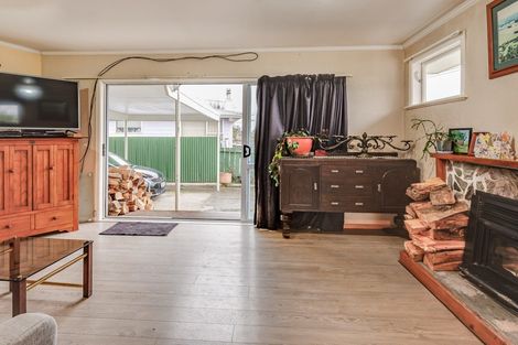 Photo of property in 89 Cameron Crescent, Masterton, 5810