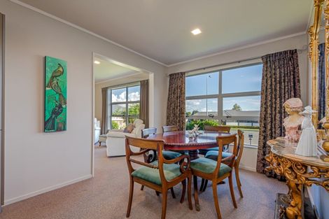 Photo of property in 17 Ursula Drive, Feilding, 4702