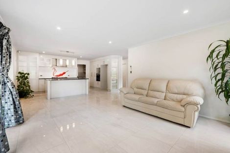 Photo of property in 38 Santa Ana Drive, Dannemora, Auckland, 2016