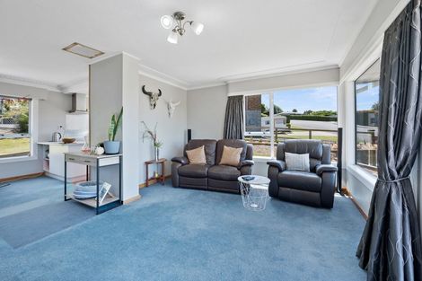 Photo of property in 98 Frank Street, Gore, 9710