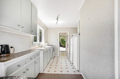 Photo of property in 29 Kaikoura Street, Henderson, Auckland, 0612