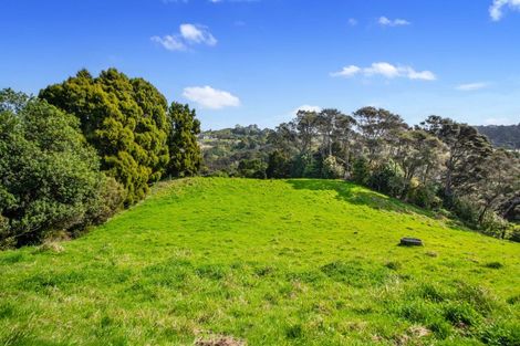 Photo of property in 28 Griggs Road, Whitford, Howick, 2571