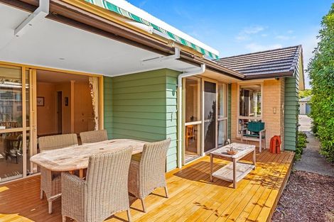 Photo of property in 82 Waipunahau Road, Waikanae, 5036
