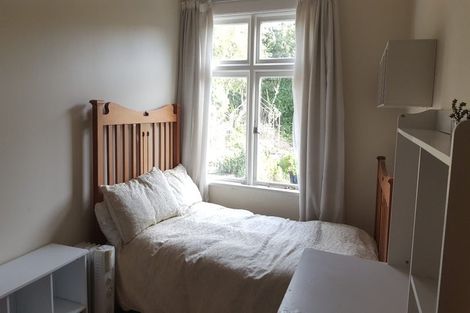 Photo of property in 28 Motu Street, Saint Clair, Dunedin, 9012