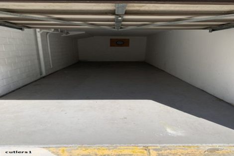 Photo of property in 2/44 Lake Road, Narrow Neck, Auckland, 0624