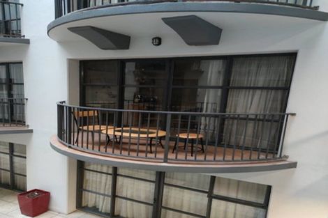 Photo of property in Atrium Apartments, 2i/154 The Terrace, Wellington Central, Wellington, 6011