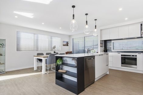 Photo of property in 80 Whakaturou Crescent, Pyes Pa, Tauranga, 3112