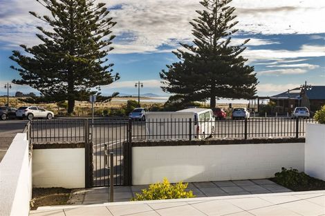 Photo of property in 3/20 Esplanade, Sumner, Christchurch, 8081