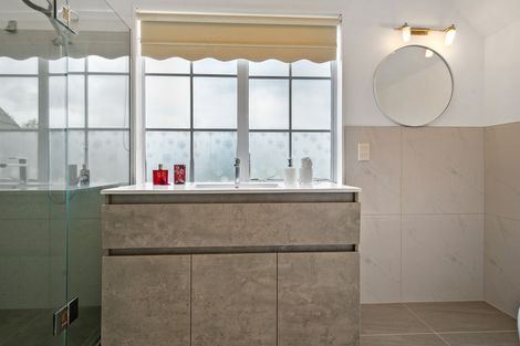 Photo of property in 10/199 Birdwood Road, Massey, Auckland, 0614