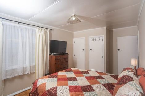 Photo of property in 16 Manchester Street, Patea, 4520