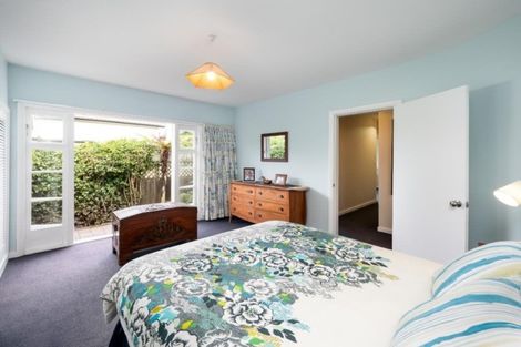 Photo of property in 2/49 Ashgrove Terrace, Somerfield, Christchurch, 8024