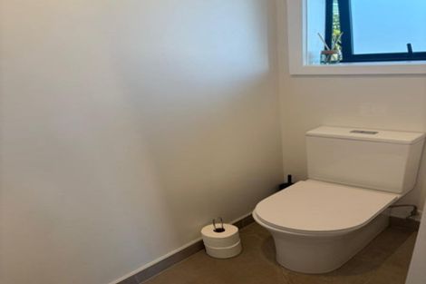 Photo of property in 2/35 Bramley Drive, Farm Cove, Auckland, 2012