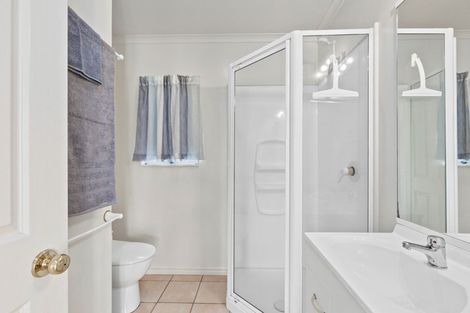 Photo of property in 6a Sunbrae Grove, Mount Maunganui, 3116