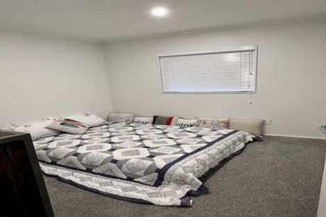 Photo of property in 2/51 John Gill Road, Shelly Park, Auckland, 2014