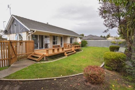 Photo of property in 22 Mckellar Place, Hornby, Christchurch, 8042